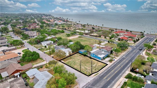 208 Doddridge St, Home with 0 bedrooms, 0 bathrooms and null parking in Corpus Christi TX | Image 5