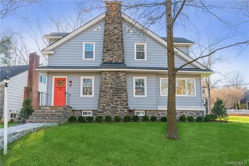 85 W Brookside Dr, Larchmont, NY, 10538-1755 | Card Image