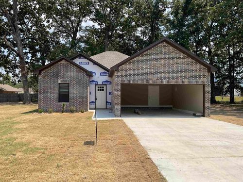 215 Kayla Ln, Lonoke, AR, 72086-2324 | Card Image