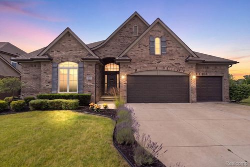 18026 Player Drive, Macomb Township, MI, 48042 | Card Image