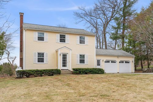 72 Lisa Ln, North Andover, MA, 01845-4608 | Card Image