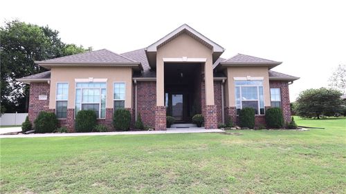 1253 Chesterfield Dr, Webb City, MO, 64870-8256 | Card Image