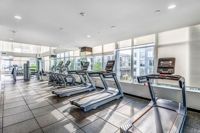 Gym with recessed lighting | Image 21