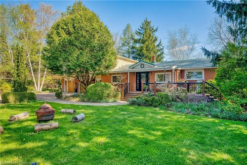 1336 Safari Rd, Millgrove, ON, L8B1A4 | Card Image