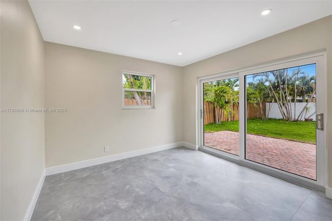 3480 Sw 20 Th St, House other with 3 bedrooms, 2 bathrooms and null parking in Fort Lauderdale FL | Image 19