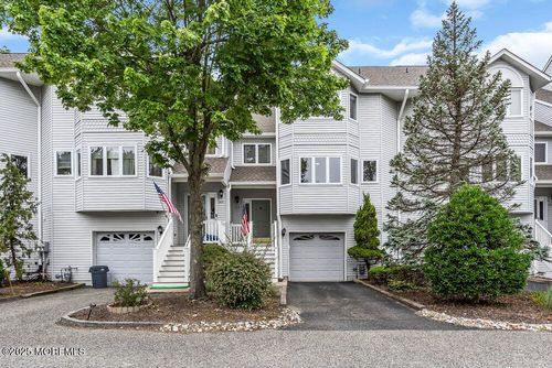 203 Muskflower Ct, Toms River, NJ, 08753-1328 | Card Image