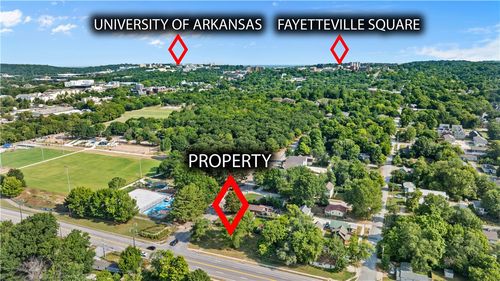 1418 S College Ave, Fayetteville, AR, 72701-6553 | Card Image