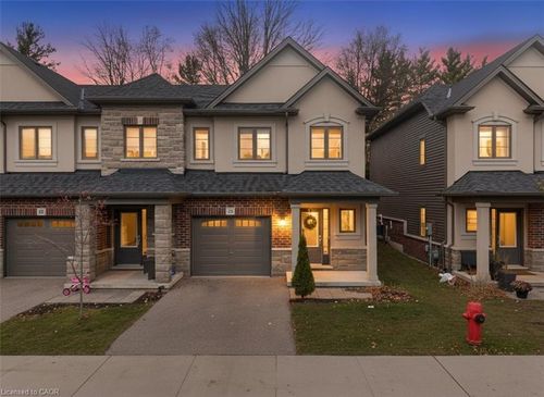 28-324 Equestrian Way, Cambridge, ON, N3E0E2 | Card Image