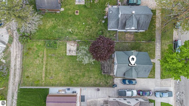 832 Wallace St, House other with 3 bedrooms, 1 bathrooms and null parking in Cadillac MI | Image 34