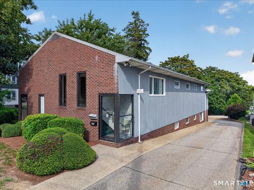268-268 Montauk Ave, New London, CT, 06320-4712 | Card Image
