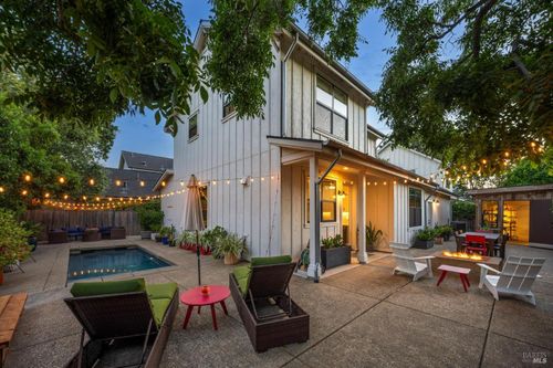 302 Hatchery Lane, Sonoma, CA, 95476 | Card Image