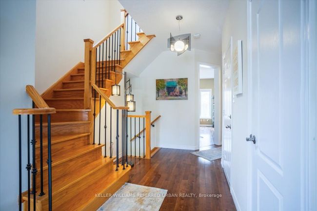 462 Reeves Way Blvd, House other with 4 bedrooms, 4 bathrooms and 3 parking in Stouffville ON | Image 4