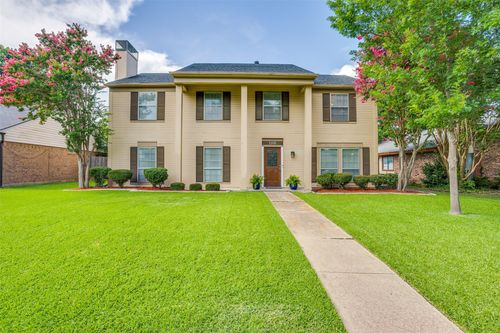 1105 Pyramid Dr, Garland, TX, 75040-4240 | Card Image
