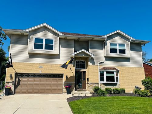 130 S Elm Tree Ln, Elmhurst, IL, 60126-3648 | Card Image