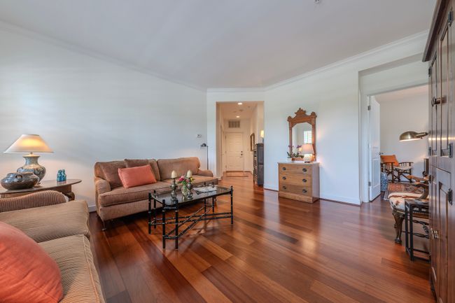 UNIT-110 - 2676 Stone Cir, Condo with 2 bedrooms, 2 bathrooms and 1 parking in Geneva IL | Image 6