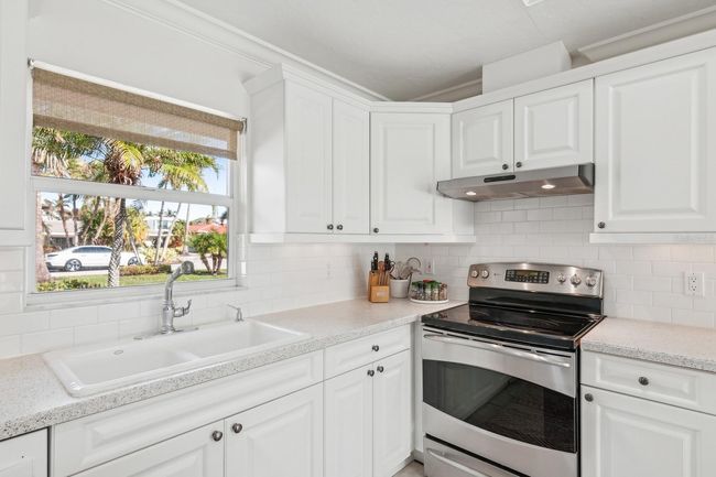 531 N Spoonbill Dr, House other with 3 bedrooms, 4 bathrooms and null parking in SARASOTA FL | Image 16