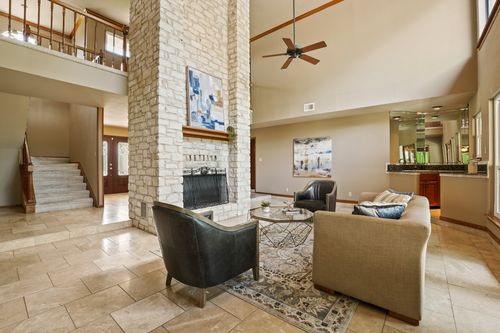 176 Logan Ranch Rd, Georgetown, TX, 78628-1204 | Card Image