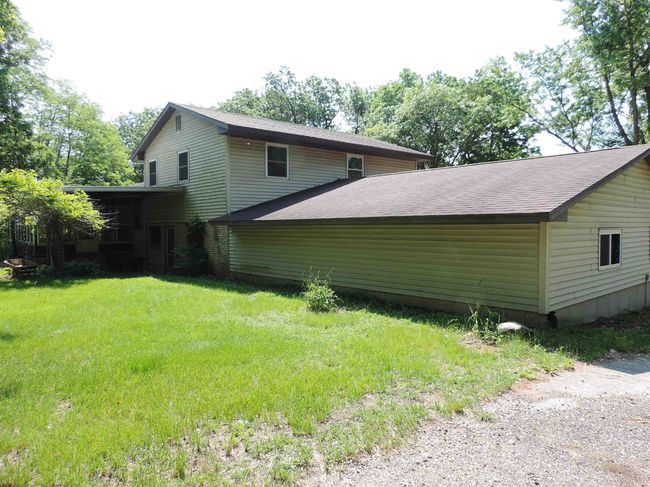 422 E Catherine St, Home with 3 bedrooms, 2 bathrooms and null parking in MUSCODA WI | Image 8