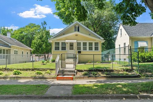 3647 Queen Ave N, Minneapolis, MN, 55412-1959 | Card Image