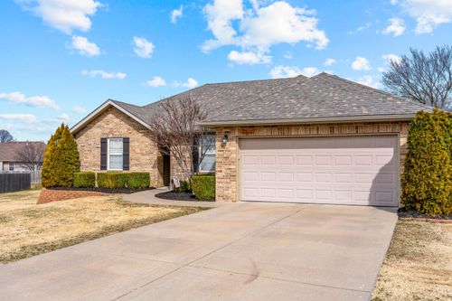 2817 E Miller Ct, Joplin, MO, 64801-1574 | Card Image