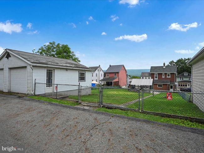1105 E Grand Ave, House other with 2 bedrooms, 2 bathrooms and null parking in TOWER CITY PA | Image 27