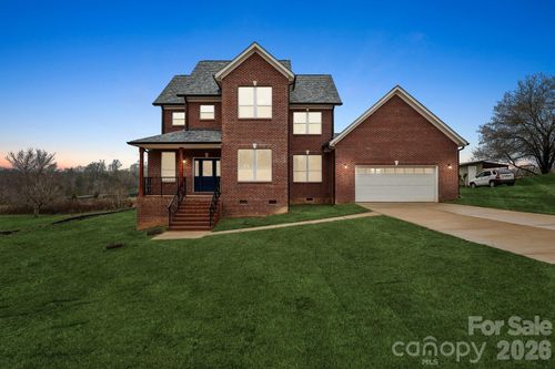 114 Strawberry Ct, Lincolnton, NC, 28092-5221 | Card Image