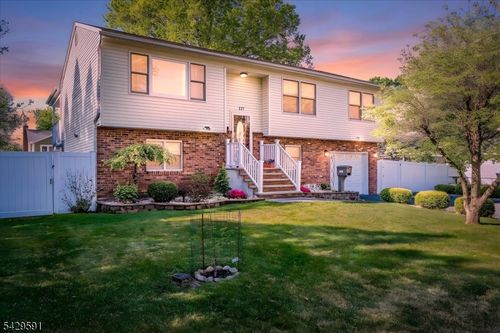 127 Warren St, South Plainfield, NJ, 07080-4732 | Card Image