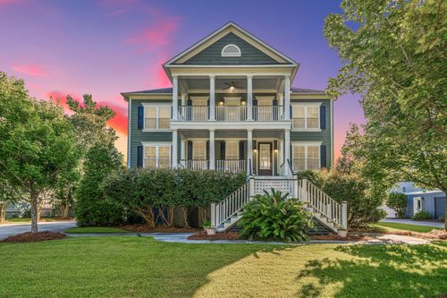 3074 Yachtsman Dr, Mount Pleasant, SC, 29466-2448 | Card Image