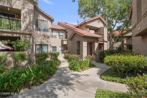 83-2312 Archwood Ln, Simi Valley, CA, 93063-6130 | Card Image