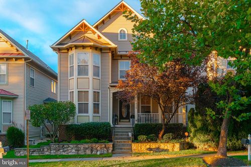 3830 Braveheart Dr, FREDERICK, MD, 21704-7739 | Card Image