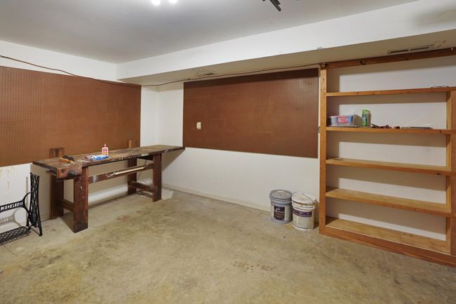 Workshop/Garage | Image 43