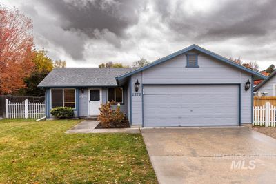 2873 E Nahuatl Dr, House other with 3 bedrooms, 2 bathrooms and 2 parking in Boise ID | Image 1