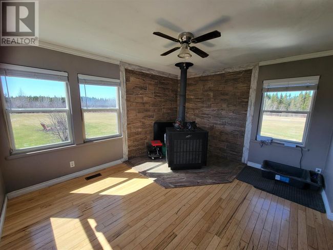 19284 Highway 613, Home with 3 bedrooms, 2 bathrooms and null parking in Devlin ON | Image 17