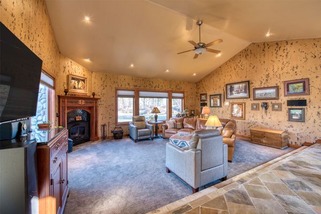 2291 Meridian Rd, House other with 5 bedrooms, 3 bathrooms and null parking in Victor MT | Image 31