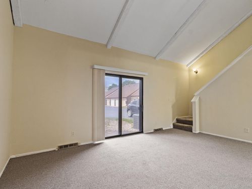 4129 W College Ave, Franklin, WI, 53132 | Card Image