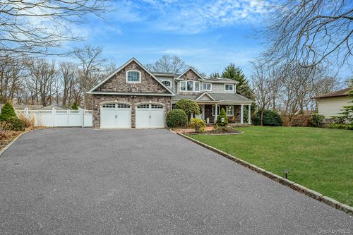 23 Wylde Rd, Mount Sinai, NY, 11766-2402 | Card Image