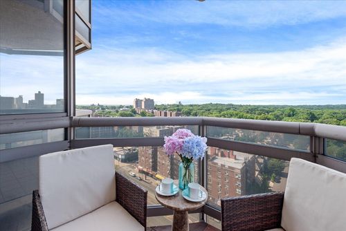 apt-18d-11201 Queens Blvd, Forest Hills, NY, 11375-5592 | Card Image