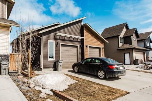 11406 106 Ave, Grande Prairie, AB, T8V6M2 | Card Image