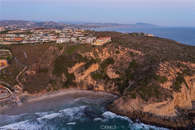 B - 34385 Dana Strand Rd, Condo with 3 bedrooms, 4 bathrooms and 7 parking in Dana Point CA | Image 37