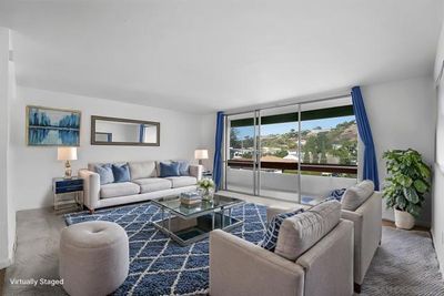 UNIT-243 - La Jolla Blvd, Condo with 2 bedrooms, 2 bathrooms and 1 parking in La Jolla CA | Image 1