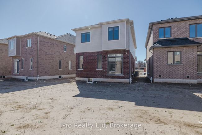 11 Moss Dr, House other with 4 bedrooms, 3 bathrooms and 1 parking in Cambridge ON | Image 14
