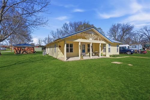223 S Ash St, Erick, OK, 73645 | Card Image
