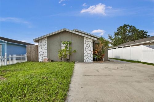 9112 Suffield Ct, Tampa, FL, 33615-5707 | Card Image