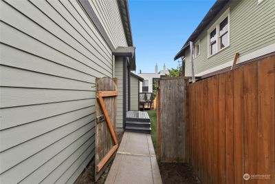 3932 S Lucile Street, House other with 4 bedrooms, 2 bathrooms and 1 parking in Seattle WA | Image 2