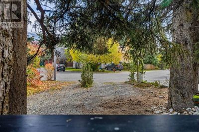 20 Pinewood Cres, House other with 3 bedrooms, 1 bathrooms and 4 parking in Canmore AB | Image 2