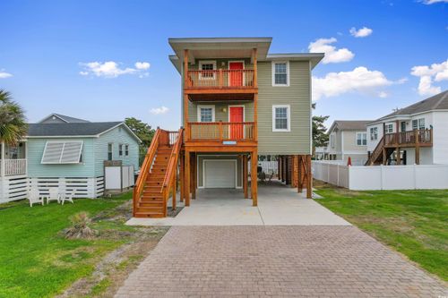 304 21st Ave N, North Myrtle Beach, SC, 29582-2408 | Card Image