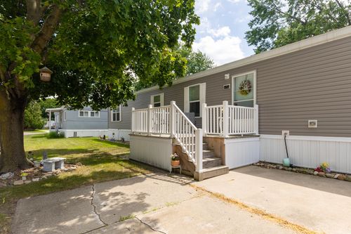 434 Kimberly Dr, Dimondale, MI, 48821-9782 | Card Image
