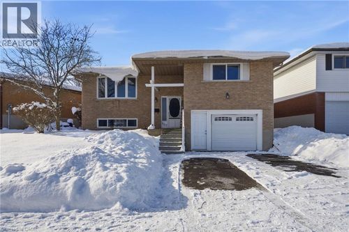 627 Pineridge Rd, Waterloo, ON, N2L5N6 | Card Image