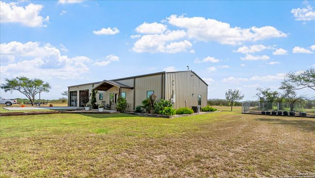 226 Private Rd 3251, Home with 4 bedrooms, 2 bathrooms and null parking in Alice TX | Image 27