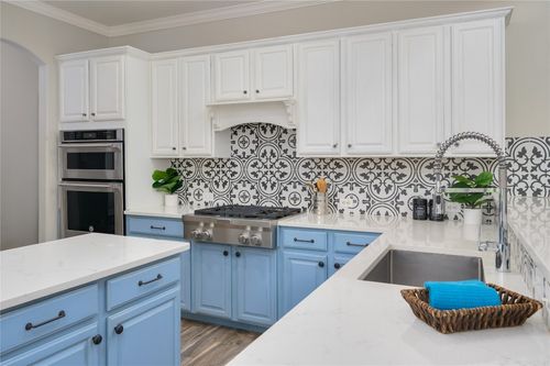 21 Green Terrace Cv, Lakeway, TX, 78734-5713 | Card Image